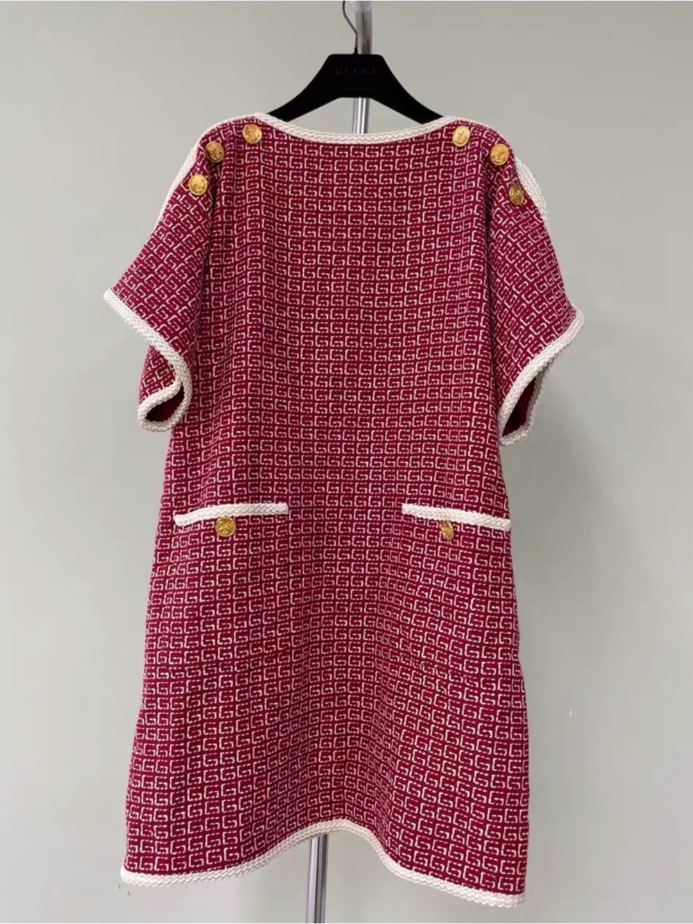 🚩steal Gucci Pink & White Knit Dress with Gold Buttons